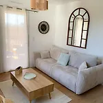 La Terrasse Enchantee, Romance, Cosy Et Jacuzzi アパート *