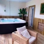 La Terrasse Enchantee, Romance, Cosy Et Jacuzzi * Belin-Beliet