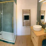 La Terrasse Enchantee, Romance, Cosy Et Jacuzzi アパート