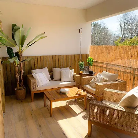 Apartment La Terrasse Enchantee, Romance, Cosy Et Jacuzzi Belin-Beliet