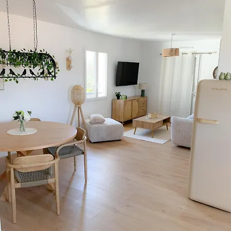 Apartment La Terrasse Enchantee, Romance, Cosy Et Jacuzzi *