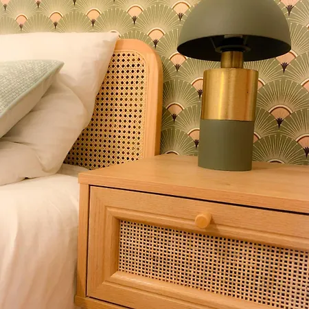 Apartment La Terrasse Enchantee, Romance, Cosy Et Jacuzzi *